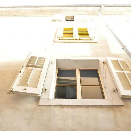 Morje - Genuine Apartment *